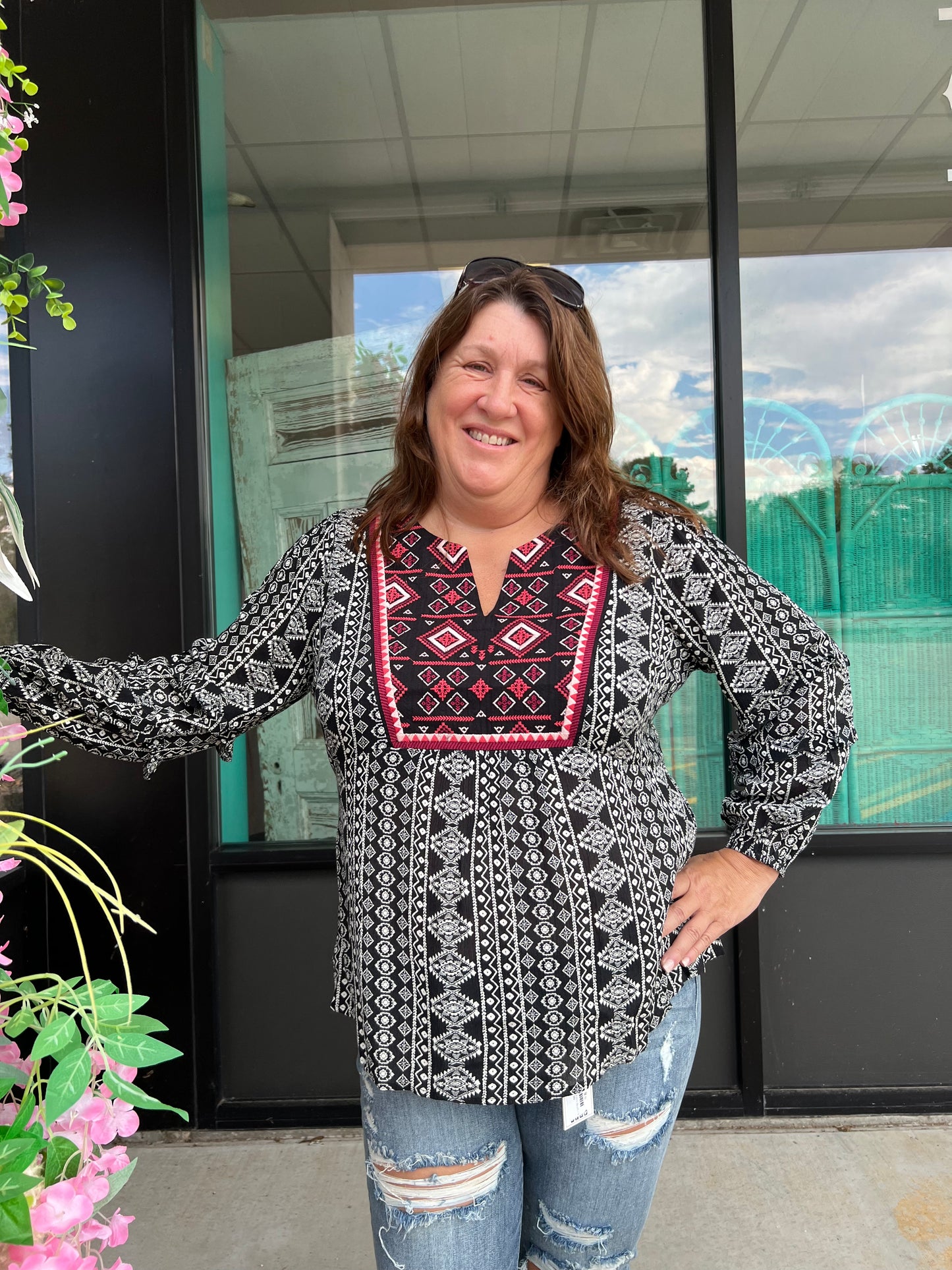 CURVY AZTEC TOP